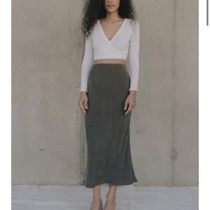 ISO Ozma Grace skirt tobacco size small